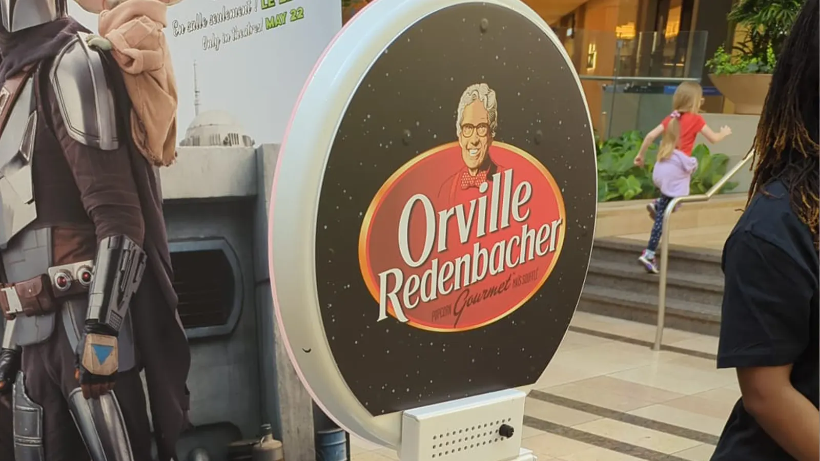 Orville Redenbacher branded digital photo booth at a CF shopping centre concourse