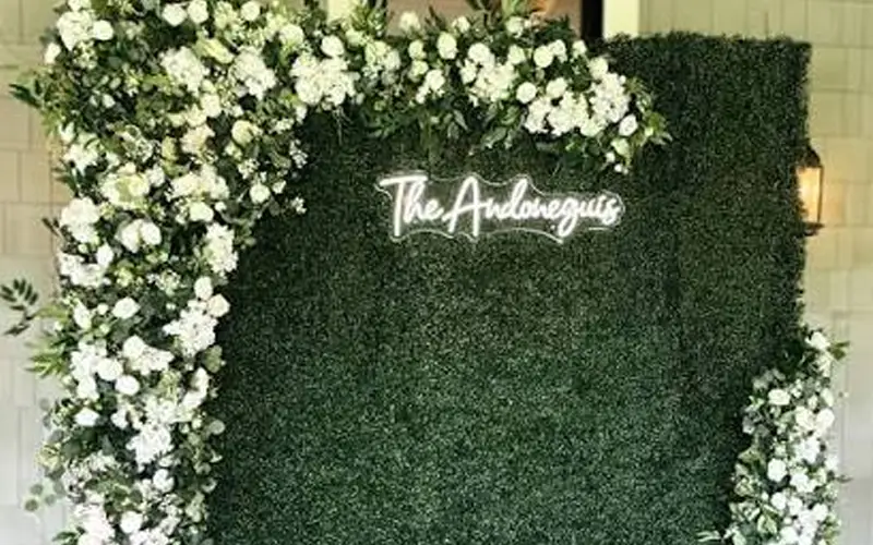 Custom backdrops at a Booth Empire wedding